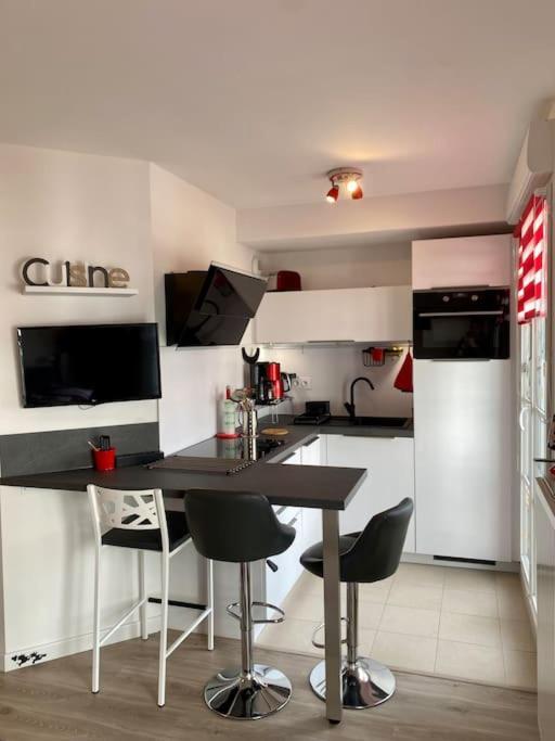 Suite Cartier Near Disneyland Paris 塞里斯 外观 照片