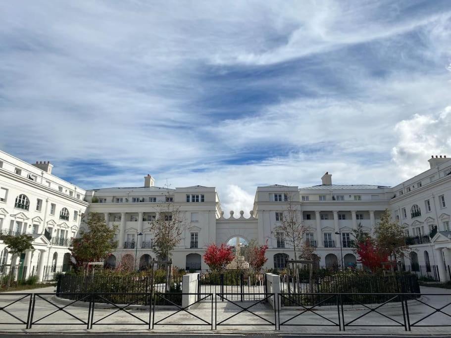 Suite Cartier Near Disneyland Paris 塞里斯 外观 照片
