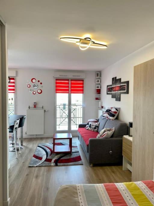 Suite Cartier Near Disneyland Paris 塞里斯 外观 照片